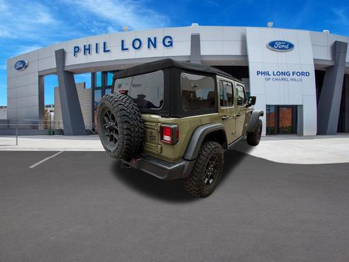 41 2025 Jeep Wrangler 4xe Willys