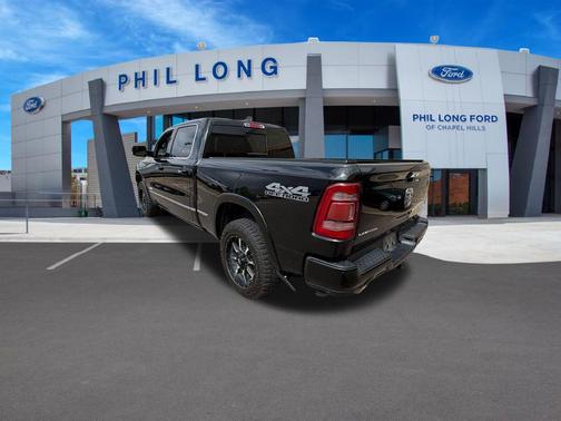 Diamond Black Crystal Pearlcoat 2019 RAM 1500 Limited