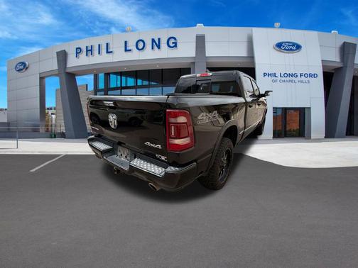 Diamond Black Crystal Pearlcoat 2019 RAM 1500 Limited
