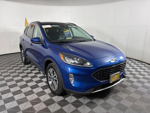 ATLAS BLUE METALLIC 2022 Ford Escape SEL