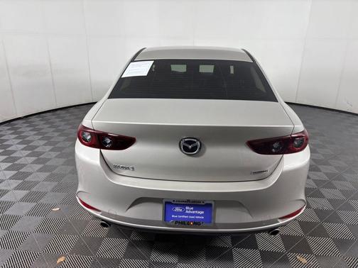 2023 Mazda Mazda3 FWD w/Preferred Package