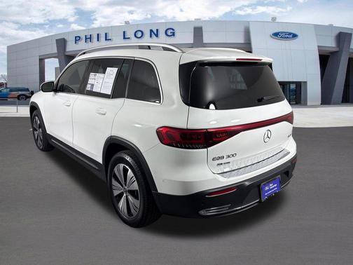 Polar White 2023 Mercedes-Benz EQB 300 4MATIC