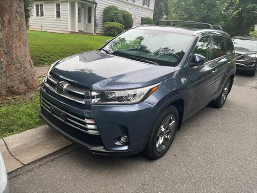2019 Toyota Highlander Limited Platinum