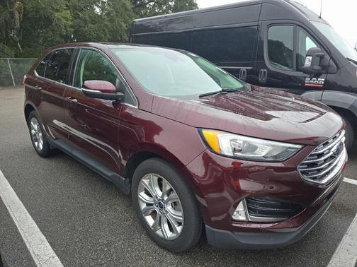 2021 Ford Edge Titanium