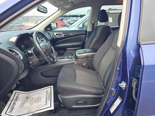 2019 Nissan Pathfinder SV