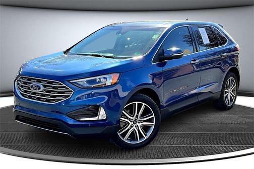 2022 Ford Edge Titanium