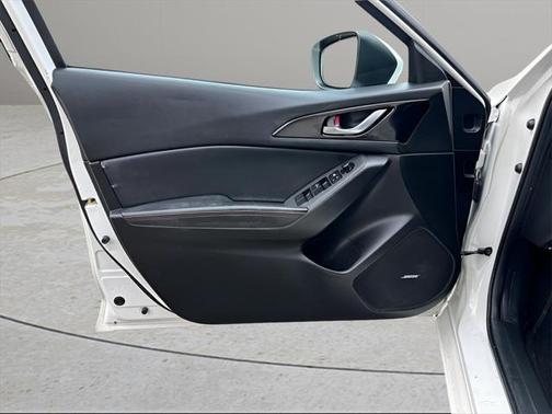 2016 Mazda Mazda3 s Touring