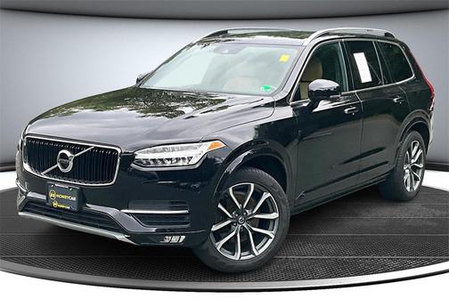 2019 Volvo XC90 T6 Momentum