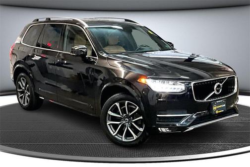 2019 Volvo XC90 T6 Momentum