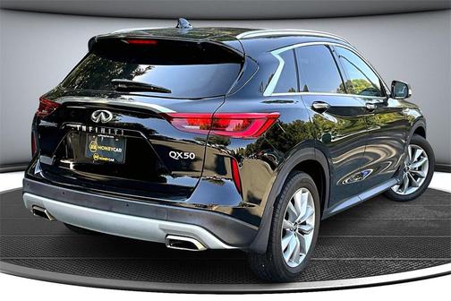 2021 INFINITI QX50 LUXE