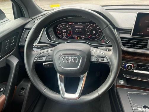 2018 Audi Q5 2.0T Tech Premium