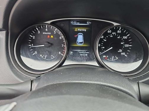 2016 Nissan Rogue SV