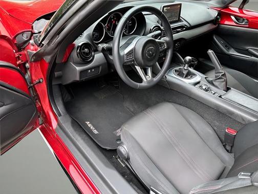 2016 Mazda MX-5 Miata Club