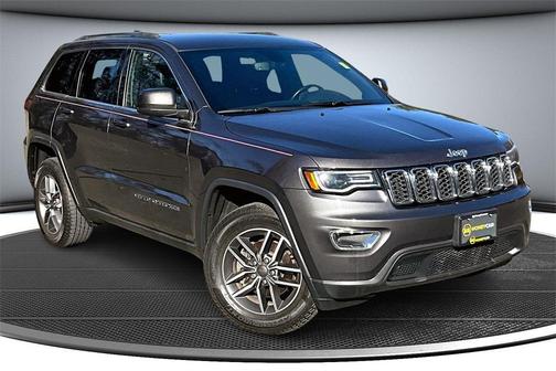2020 Jeep Grand Cherokee Laredo