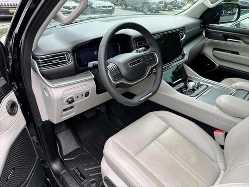2023 Jeep Wagoneer Series III 4x4