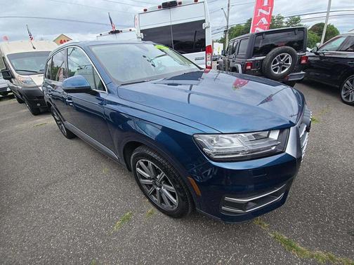 2019 Audi Q7 55 Prestige
