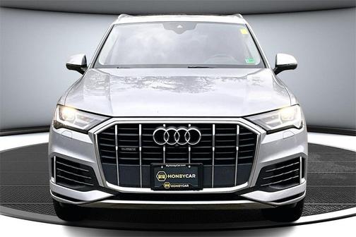 2020 Audi Q7 55 Premium Plus