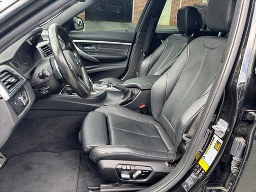 2018 BMW 330 xDrive