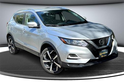 2022 Nissan Rogue Sport SL