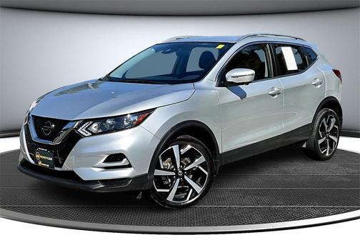 2022 Nissan Rogue Sport SL
