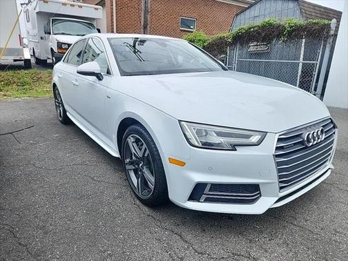 2018 Audi A4 2.0T Premium Plus