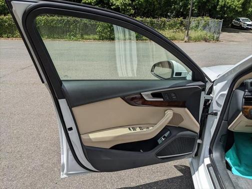 2018 Audi A4 2.0T Premium Plus