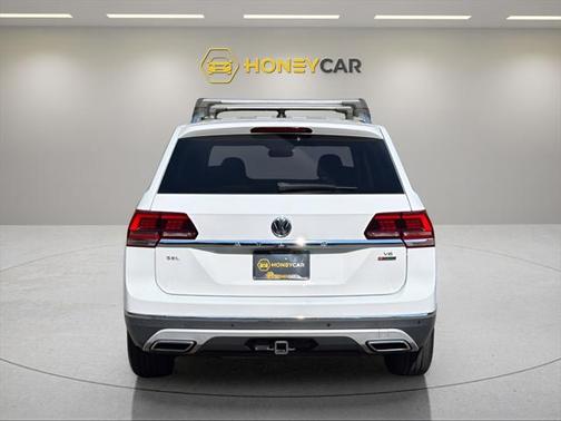 2018 Volkswagen Atlas 3.6L SEL Premium