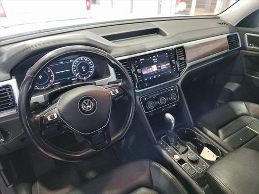 2018 Volkswagen Atlas 3.6L SEL Premium