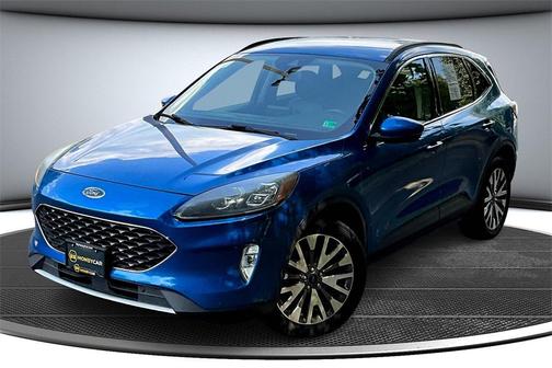 2020 Ford Escape Titanium