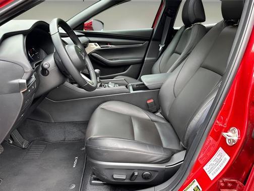 2024 Mazda Mazda3 FWD w/Premium Package