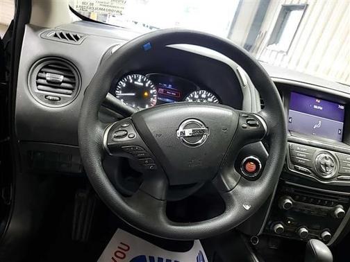 2020 Nissan Pathfinder S 4WD