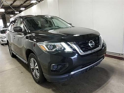 2020 Nissan Pathfinder S 4WD