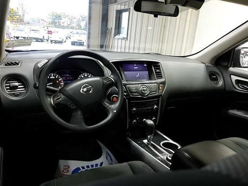 2020 Nissan Pathfinder S 4WD