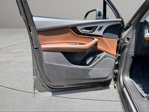 2019 Audi Q7 45 Premium
