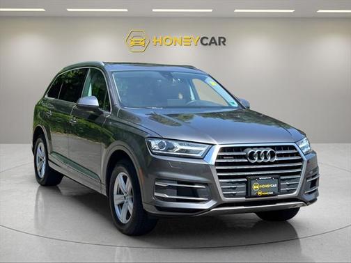 2019 Audi Q7 45 Premium