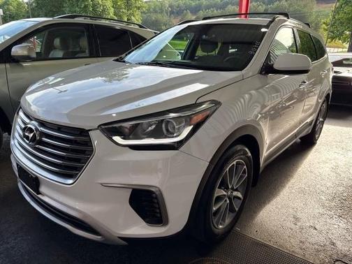 2018 Hyundai SANTA FE SE