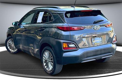 2021 Hyundai KONA SEL