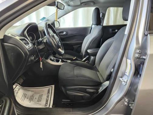 2020 Jeep Compass Sport