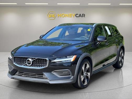 2020 Volvo V60 Cross Country T5