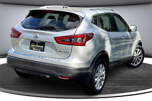 2021 Nissan Rogue Sport SV