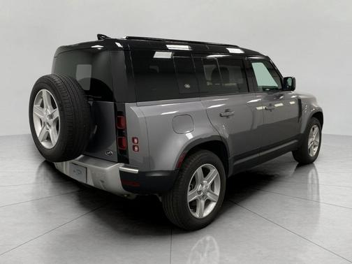 2021 Land Rover Defender 110 SE