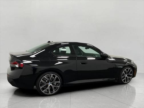 2024 BMW 230 i xDrive