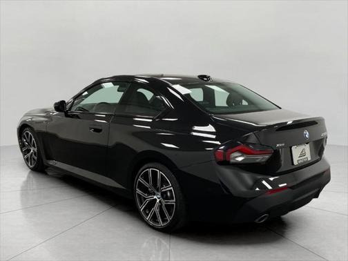 2024 BMW 230 i xDrive