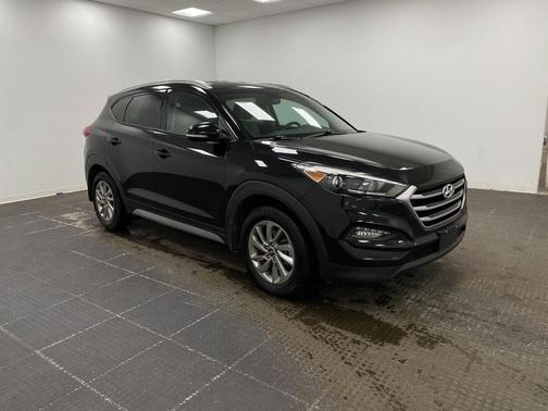 2017 Hyundai TUCSON SE Plus