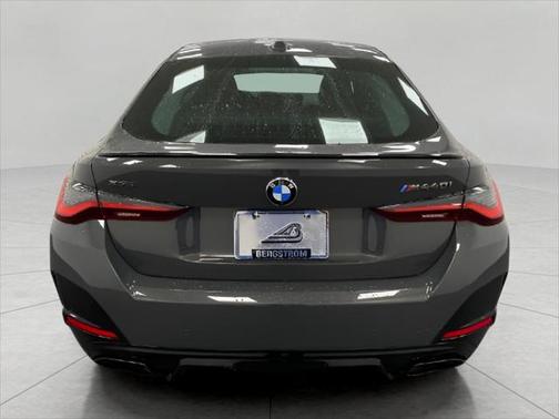 2023 BMW M440 i xDrive