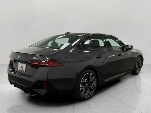 2024 BMW i5 M60