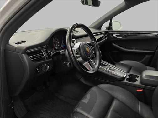 2021 Porsche Macan GTS