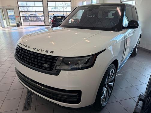 2022 Land Rover Range Rover P400 SE