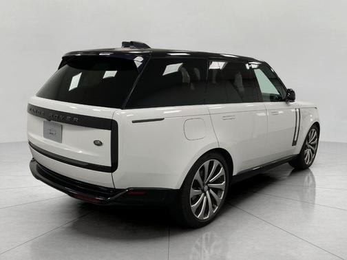 2022 Land Rover Range Rover P400 SE