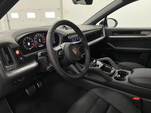 CARRARA WHITE 2026 Porsche Cayenne S